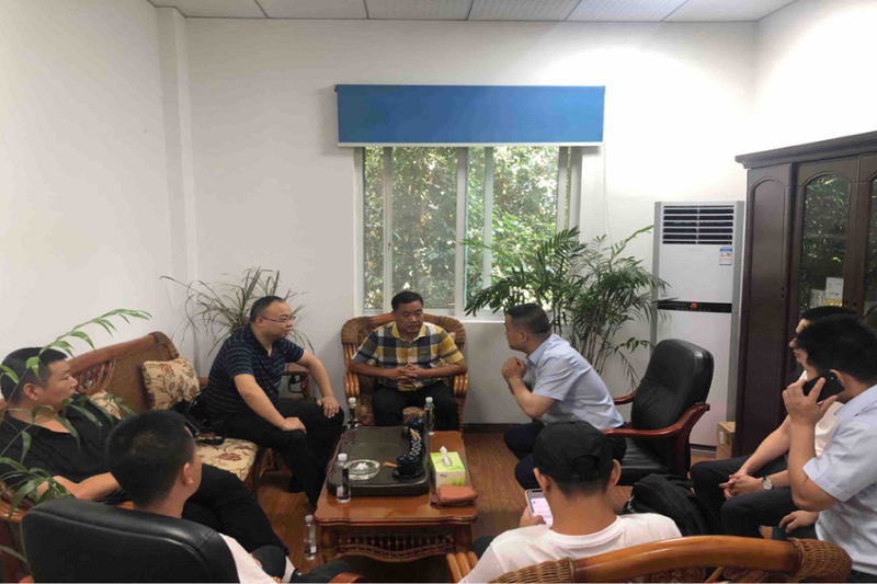 ������һ�и�����ߴ���ҹ����Ÿ�������������