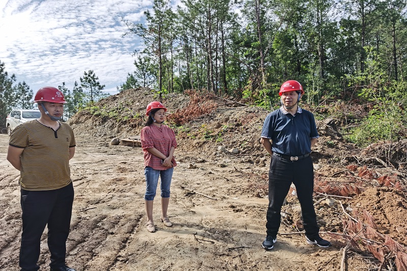 ��˾��չ��ǰ�徲���