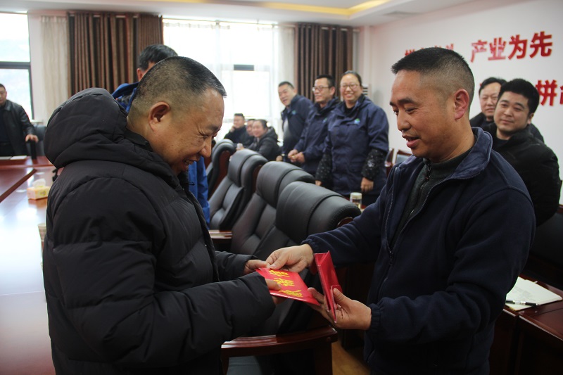 ��ܰ��̸��  ����ů����